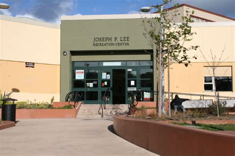 San Francisco Elementary School .